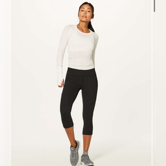 Lululemon Home Stretch Crop 19" Black size 10 - Picture 1 of 11